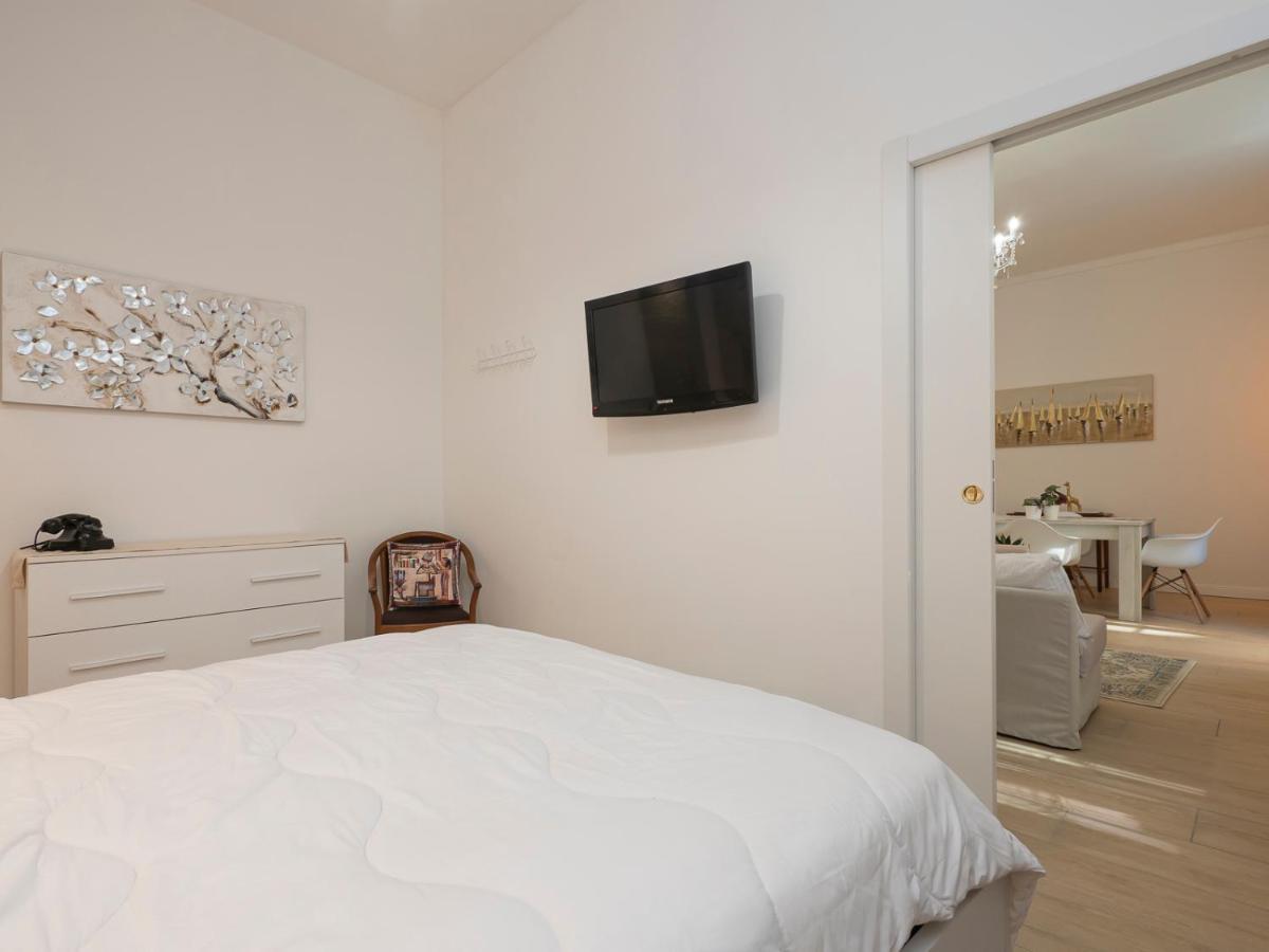 White Loft Near Duomo Orti 14 Apartment มิลาน ภายนอก รูปภาพ